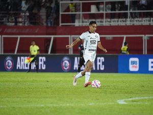 Carlos Pena Puji Penampilan Rayhan Hannan Musim Ini Carlos Pena Puji Penampilan Rayhan Hannan Musim Ini