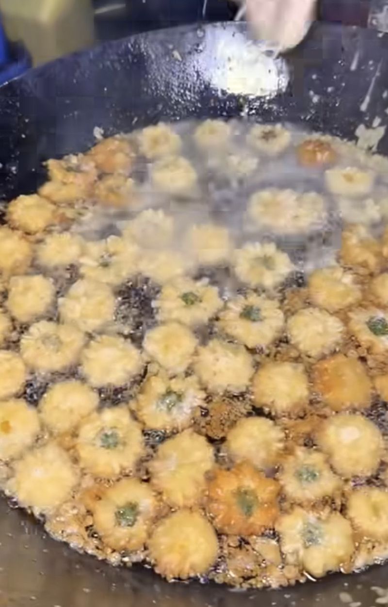 bunga daisy goreng