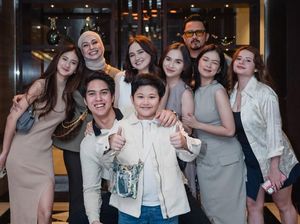 Deswita Ibu Para Mermaid: Elina Joerg dan Rebecca Klopper Paling Kuat Deswita Ibu Para Mermaid: Elina Joerg dan Rebecca Klopper Paling Kuat
