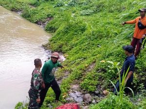 Sopir Mengantuk Berujung Mobil Nyemplung ke Sungai di Kebumen, 1 Tewas Sopir Mengantuk Berujung Mobil Nyemplung ke Sungai di Kebumen, 1 Tewas