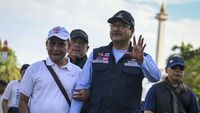 Hari Braille Sedunia, Mensos Jalan Sehat Bareng Penyandang Disabiltas