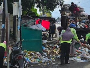 Tak Diangkut 2 Hari, Tumpukan Sampah di Lubuklinggau Capai 10 Ton