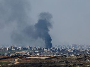 Video Israel Masih Serang Gaza Saat Gencatan Senjata di Depan Mata
