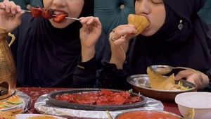 Sajidah Halilintar Kompak Belanja dan Makan Bareng Saudara