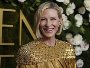 Cate Blanchett Recruiter Baru Squid Game Cate Blanchett Recruiter Baru Squid Game