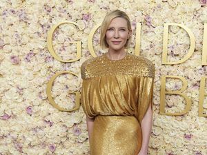 Video: Pernyataan Stylist Cate Blanchett Terbukti di Red Carpet Golden Globes Video: Pernyataan Stylist Cate Blanchett Terbukti di Red Carpet Golden Globes