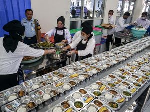 Program Sarapan Gratis ala Pramono-Rano Akan Berdayakan Kantin Sekolah Program Sarapan Gratis ala Pramono-Rano Akan Berdayakan Kantin Sekolah