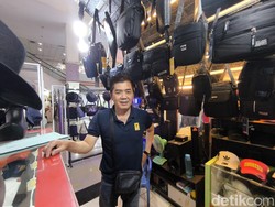 Kisah Pedagang PGC Bertahan di Tengah Gempuran Belanja Online