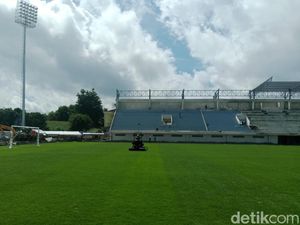 Kondisi Terkini Rumput Stadion BJ Habibie Parepare yang Mulai Menghijau Kondisi Terkini Rumput Stadion BJ Habibie Parepare yang Mulai Menghijau