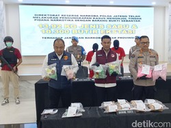 Polisi Bongkar Penyelundupan 13,9 Kg Sabu Jaringan Fredy Pratama di Semarang