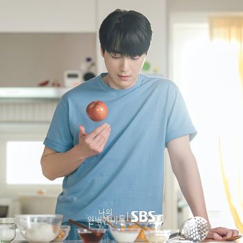 Lee Joon Hyuk di Love Scout