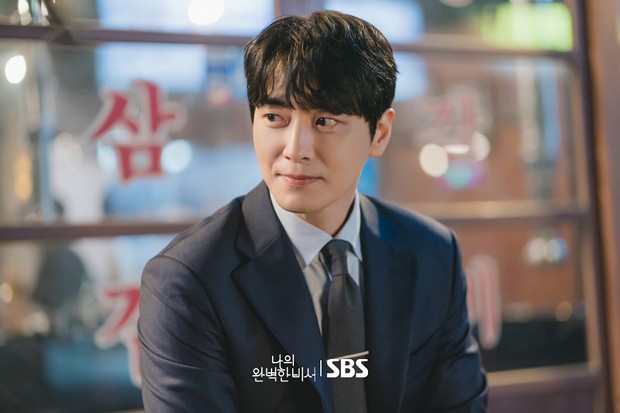 Lee Jun Hyuk di Drama Love Scout / Foto : x.com/SBSNOW