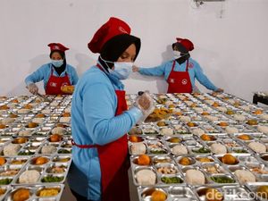 Video: BPJS Ketenagakerjaan-BGN Sepakat Lindungi Pekerja SPPG Makan Gratis Video: BPJS Ketenagakerjaan-BGN Sepakat Lindungi Pekerja SPPG Makan Gratis