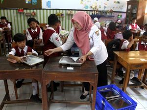 Guru Dijadikan Penanggung Jawab MBG, P2G: Patut Diduga BGN Coba Lepas Tangan Guru Dijadikan Penanggung Jawab MBG, P2G: Patut Diduga BGN Coba Lepas Tangan