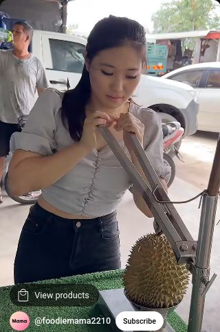 penjual durian musang king cantik