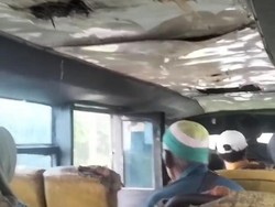 Viral Atap Bus Antar Kecamatan di Dompu Bocor Saat Hujan