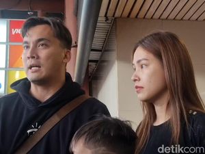 Rendy Kjaernett Bertemu Ayah karena Lady Nayoan-Selesaikan Masalah Rumah Tangga Rendy Kjaernett Bertemu Ayah karena Lady Nayoan-Selesaikan Masalah Rumah Tangga
