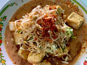 10 Tempat Sarapan di Solo, Menunya Timlo hingga Tahu Kupat yang Sedap 10 Tempat Sarapan di Solo, Menunya Timlo hingga Tahu Kupat yang Sedap