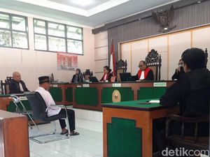 2 Pesilat Hajar ABG hingga Tewas di Boyolali Divonis 3 dan 5 Tahun Bui 2 Pesilat Hajar ABG hingga Tewas di Boyolali Divonis 3 dan 5 Tahun Bui