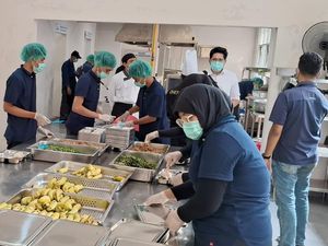 Begini Kesibukan SPPG di Halim Siapkan Makanan Bergizi Gratis Hari Pertama
