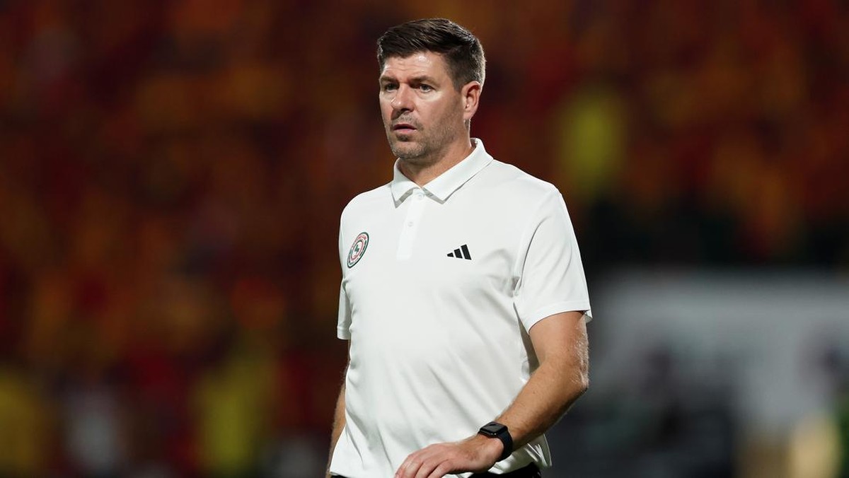 Legenda Liverpool, Steven Gerrard. (Foto: Yasser Bakhsh/Getty Images)