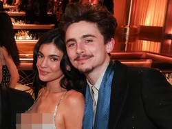 Ibu Timothee Chalamet Buka Suara Soal Kylie Jenner
