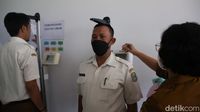 6.990 Tenaga Kerja Kontrak Kota Bekasi Jalani Tes Kesehatan