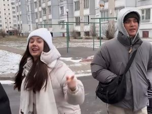 Billy Syahputra Sudah Temui Ortu Pacar Vika Kolesnaya ke Belarus Billy Syahputra Sudah Temui Ortu Pacar Vika Kolesnaya ke Belarus