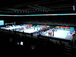 Atap Venue Malaysia Open Bocor, Beberapa Laga Ditunda Sampai Esok Atap Venue Malaysia Open Bocor, Beberapa Laga Ditunda Sampai Esok