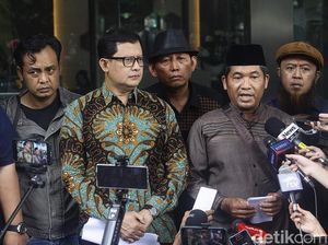 Nurani 98 Bawa Data OCCRP Terkait Jokowi ke KPK Nurani 98 Bawa Data OCCRP Terkait Jokowi ke KPK