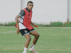 Karel Rizald Pakai Nomor Punggung 23 di PSM Makassar, Idolakan Yance Sayuri