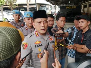 Pengeroyokan Santri Asal Bali di Banyuwangi, 4 Pengasuh Ponpes Diperiksa Pengeroyokan Santri Asal Bali di Banyuwangi, 4 Pengasuh Ponpes Diperiksa