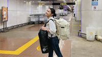 8 Gaya Prilly Latuconsina & Omara Esteghlal Liburan Bareng ke Kamboja