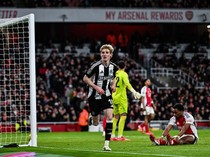 Video Semifinal Carabao Cup: Newcastle Gebuk Arsenal 2-0