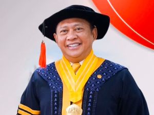 Merawat Ketertiban Umum dengan Kejujuran Mengemban Kuasa Negara Merawat Ketertiban Umum dengan Kejujuran Mengemban Kuasa Negara