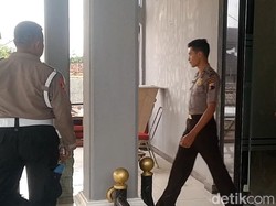 Briptu WT Pelaku Tipu-tipu Rp 900 Juta Dipecat, Suratmo Harap Uangnya Kembali
