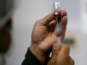 Vaksin COVID-19 mRNA Ternyata Bawa Efek Tak Terduga Bagi Pasien Kanker Vaksin COVID-19 mRNA Ternyata Bawa Efek Tak Terduga Bagi Pasien Kanker