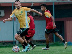 Adaptasi Lancar, Dime Dimov Siap Bersinar di Persebaya Adaptasi Lancar, Dime Dimov Siap Bersinar di Persebaya