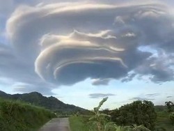 Fenomena Awan UFO Ancam Aktivitas Penerbangan Potensi Sebabkan Turbulensi