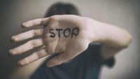 img-title
