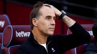 Spanyol memiliki 14 pelatih timnas saat ini. Selain Luis de la Fuente di negeri sendiri, ada Julen Lopetegui (Qatar, foto di atas), Roberto Martinez (Portugal), Carlos Alos (Belarusia), Javier Cabrera (Bangladesh), Mario Rivera (Brunei Darussalam), Manolo Marquez (India), Juan Antonio Pizzi (Kuwait), Albert Capellas (Filipina), Jose Lana (Suriah), Aritz Lopez Garai (Mauritania), David Perez (British Virgin Islands), Thomas Christiansen (Panama), dan Felipe Vega-Arango (Papua Nugini). Foto: Action Images via Reuters/John Sibley