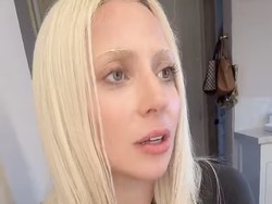 Wajah Pucat Lady Gaga Tanpa Makeup dan Alis Beruban, Hampir Tak Dikenali