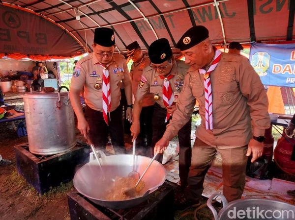 Kwarda Pramuka Jatim Simulasi Makan Bergizi Gratis di Jember