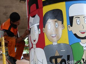 Mural Bertema Toleransi Hiasi Kolong Flyover Kampung Melayu Mural Bertema Toleransi Hiasi Kolong Flyover Kampung Melayu