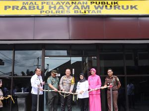 Polres Blitar Resmikan Mal Pelayanan Publik Prabu Hayam Wuruk Polres Blitar Resmikan Mal Pelayanan Publik Prabu Hayam Wuruk