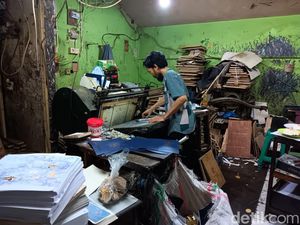 Sebelum Terpuruk, Pusat Percetakan Tebet dulu Banjir Pesanan dari Luar Negeri Sebelum Terpuruk, Pusat Percetakan Tebet dulu Banjir Pesanan dari Luar Negeri