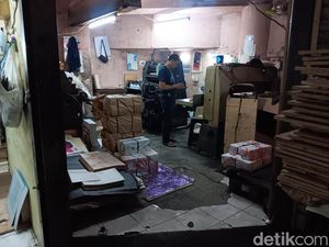 Runtuhnya Kejayaan Pusat Percetakan di Tebet Runtuhnya Kejayaan Pusat Percetakan di Tebet