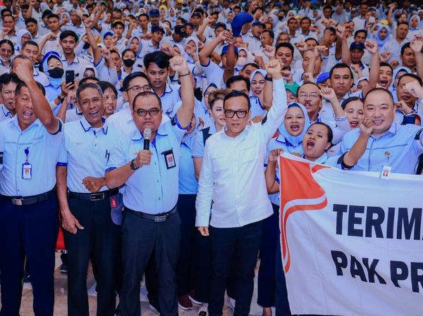 Wamenaker Bertemu Buruh Sritex Lagi, Jamin Tak Ada PHK