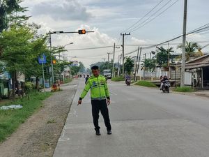 Jatuh saat Nyalip Truk, Dua Pelajar Perempuan Tewas Terlindas Jatuh saat Nyalip Truk, Dua Pelajar Perempuan Tewas Terlindas