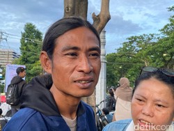 Ikut Aksi Kamisan, Ayah Gamma Desak Polda Tolak Banding Aipda Robig